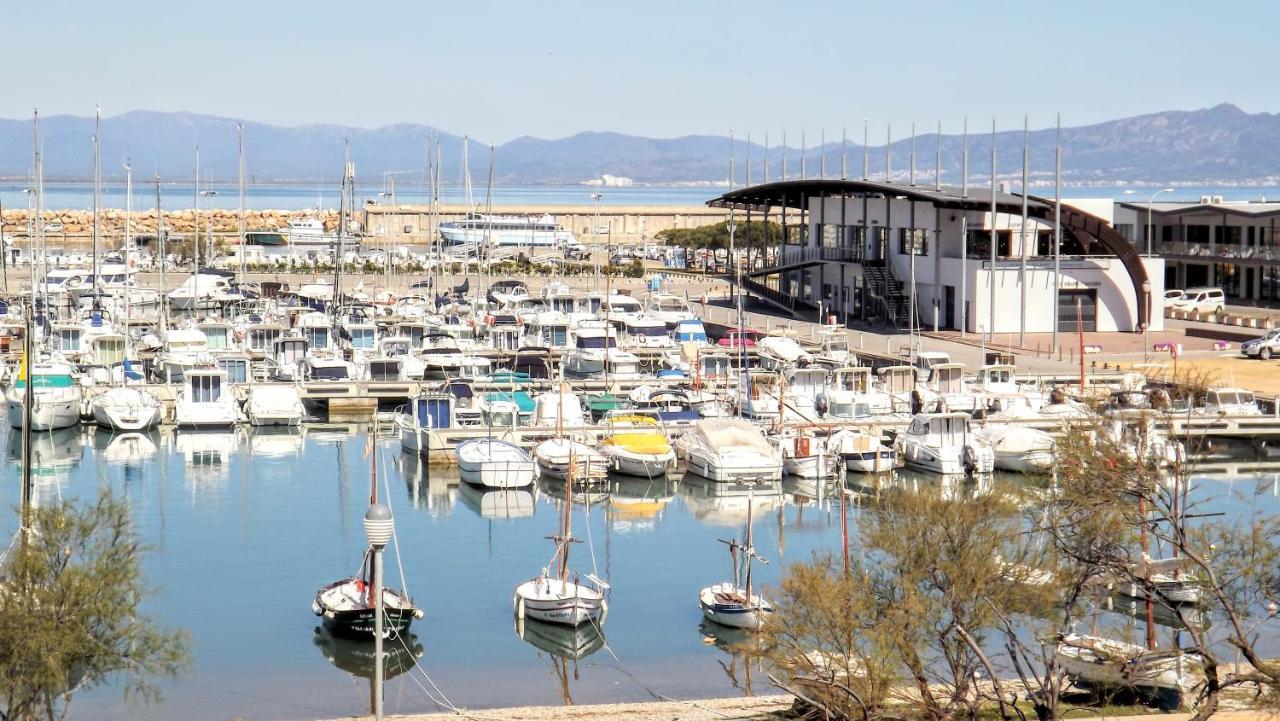 Apartaments Club Nautic L' Escala 外观 照片