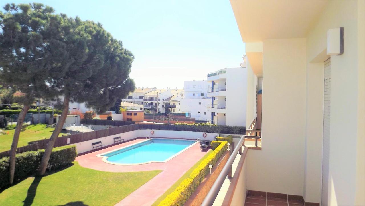 Apartaments Club Nautic L' Escala 外观 照片